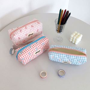 Pochette à stylos portable, pochette matelassée douce, organisateur à fermeture éclair, rangement pour maquillage, trousse à crayons mignonne - Product Image 4