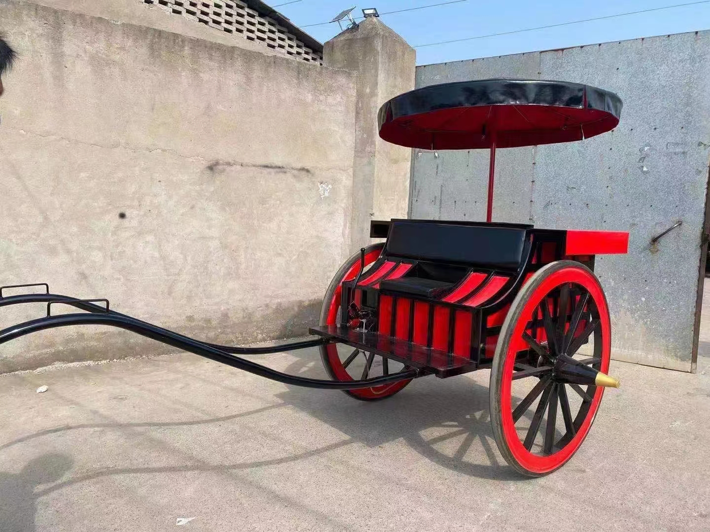 馬車中国メーカー最も古いスタイル木製馬車/古代馬車博物館/二輪