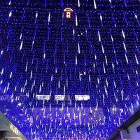 LED-Außenbeleuchtungsstreifen Solar-Meteorschauer-Lichter Fernbedienung IP66-Zertifiziert Wiederaufladbar Dimmbar Warmweiß Weihnachtsbaum