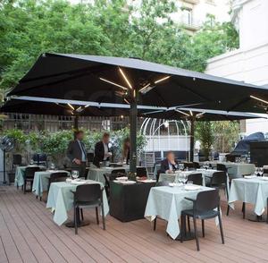 8-18 mètres Plage <span class=keywords><strong>Parasol</strong></span> Casino Aire de Jeux Thème Amusement Park Resort Hôtel Parapluie <span class=keywords><strong>Parasol</strong></span> Grand Parapluie Usine Avec Logo - Product Image 5