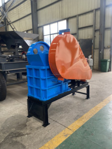 เครื่องบดกรามดีเซลคุ้มค่า ไม่ใช้ไฟฟ้า ต้นทุนต่ำ ผลตอบแทนสูง เครื่องบดเคลื่อนที่ เครื่องบดกราม - Product Image 3