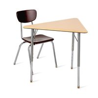 Verstellbares Modernes Dreieckiges Schüler-Schreibtisch-Stuhl-Set Langlebiger Schultisch mit Metallbeinen Ergonomische Klassenzimmermöbel für Kinder