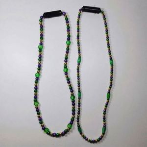 Collar de cuentas acrílicas personalizado con luces LED y cuentas brillantes de Mardi Gras - Product Image 5