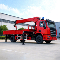 Nouvelle grue hydraulique de 8 tonnes montée sur camion, grue de levage avec une hauteur de levage de 18,5 m pour le chargement et le déchargement de marchandises de construction