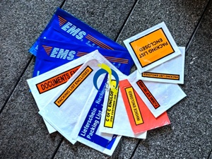 Sobre de lista de embalaje impresa personalizada al por mayor autoadhesivo impermeable etiqueta de envío sobres bolsas con papel de liberación - Product Image 3