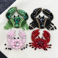Broche en tissu tissé 3D faite à la main, exquise, motif petit crabe, à coudre, en PVC, feutre et strass, accessoires vestimentaires