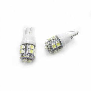 หลอดไฟ LED T10 W5W 10 SMD 3528 แบบมีเลนส์ สำหรับตกแต่งรถยนต์ ไฟป้ายทะเบียน สีแดง ขาว น้ำเงิน 12V ประเภทสินค้า หลอดไฟ - Product Image 2