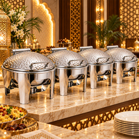 Plat de service rond de luxe pour buffet d'hôtel, en acier inoxydable poli miroir, avec couvercle martelé et charnière à ressort