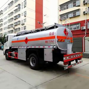 รถบรรทุกน้ำมันเชื้อเพลิงเหล็กกล้าคาร์บอนตงเฟิงคุณภาพสูง ขับเคลื่อน 4x2 เกียร์ธรรมดา ใหม่ ความจุ 10001-15000 ลิตร เครื่องยนต์ดีเซล - Product Image 4