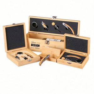 Ensemble cadeau d'accessoires à vin en bambou recyclable fait main personnalisé - Outils à vin en bambou pour les amateurs de vin - Product Image 1