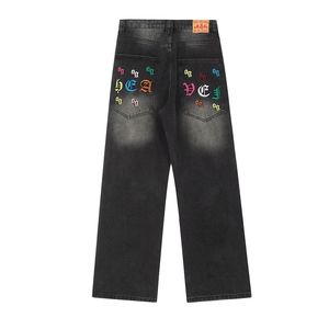 Jeans de mezclilla vintage de calidad con logotipo personalizado, estilo americano, holgados, bordados, lavados con ácido, de cintura alta y corte ajustado. - Product Image 5