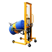 Chariot de manutention pour fûts d'huile, rotateur de fûts, équipement de manutention avec capacité maximale. Hauteur de levage 1600 mm Diamètre maximal 562 mm