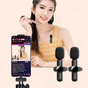 Microphone Lavalier Sans Fil Mini Portable pour <span class=keywords><strong>Enregistrement</strong></span> Audio et Vidéo Compatible avec iPhone, Type-C, iPad et Jeux - Product Image 4