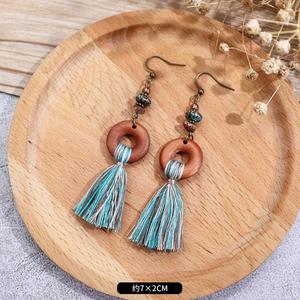 MoyaMiya Boucles d'oreilles pendantes ethniques bohèmes classiques faites à la main 60 + Multi Choice Tassel Design Vintage Thailand Holiday Style - Product Image 3