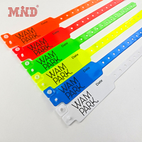 Bracelet d'identification en PVC coloré avec puces RFID NFC pour événements sportifs