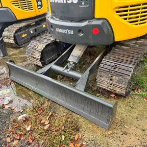 Mini-excavatrice KOMATSU PC55MR d'occasion, 90% neuve, peinture d'origine, à vendre - Product Image 4