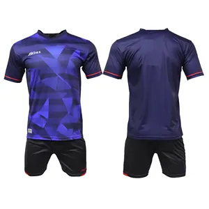 Atmungsaktive Sport bekleidung Komfortable Fußball uniformen Full Sublimation Digital Print Fußball trikot