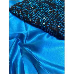 Saree en satin de soie avec chemisier, vêtement de festival le plus attrayant, vêtement sari à bas prix pour femmes indiennes, vente en gros de vêtements surat - Product Image 2