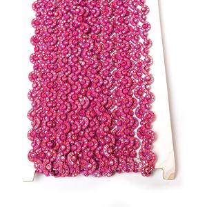 זוהר מעוקל צורת קריסטל ריינסטון אבנים ציפוי אדום AB צבע פלסטיק לקצץ יהלומים מלאכותיים כוס שרשרת רול לחתונה דקור - Product Image 5