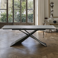 Table à manger rectangulaire extensible moderne et luxueuse sur mesure, pieds en métal, plateau en verre trempé, 4 chaises, hôtel, école, appartement