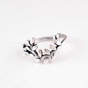 Best New Arrival Boho Leaf <b>Ring</b> Vintage Brass <b>Ring</b> Women Silver Plated Floral Vine Jewelry <b>Statement</b> <b>Ring</b> for Wholesale/OEM/ODM - Product Image 3