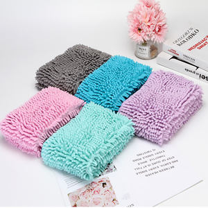 <span class=keywords><strong>Serviette</strong></span> sèche en microfibre douce pour chien en chenille Poches pour les mains <span class=keywords><strong>Serviette</strong></span> super absorbante durable à séchage rapide - Product Image 1