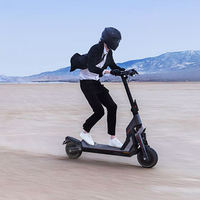 Zweirad-E-Scooter 60V, Segways SuperScooter GT2 Ninebot Kick Scooter mit 90 km Reichweite 70 km/h