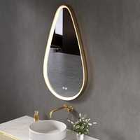 Espejo de Baño Moderno de Lujo con Marco de Aluminio Irregular, Retroiluminación LED Inteligente Ajustable, IP65, Táctil, Antivaho, de Pared