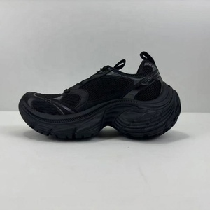 Baskets de marche robustes Shuangwen pour hommes et femmes, en cuir véritable et maille respirante, motif uni, antidérapantes, avec sangle à boucle et soutien de la voûte plantaire - Product Image 4