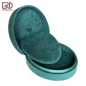 ROGOOD Boîte d'emballage en velours <span class=keywords><strong>de</strong></span> qualité supérieure unique <span class=keywords><strong>pour</strong></span> ensemble <span class=keywords><strong>de</strong></span> bijoux, collier, bracelet, boucles d'oreilles, étui <span class=keywords><strong>de</strong></span> présentation ovale <span class=keywords><strong>de</strong></span> luxe P1987 - Product Image 5