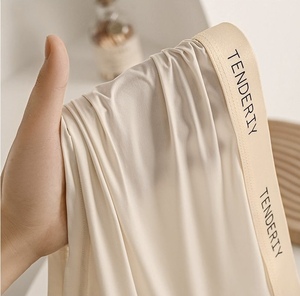 Boxer estivi da uomo con raffreddamento sottile comodi bauli morbidi biancheria intima senza cuciture Boxer da uomo in seta di ghiaccio - Product Image 2