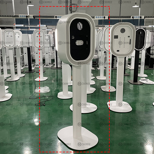 บริการให้เช่าบูธถ่ายภาพแบบพกพาสำหรับงานแต่งงาน งานวันเกิด และงานอีเว้นท์ต่างๆ พร้อมจอภาพแนวนอน เช่น iPad และ Surface Pro - Product Image 4