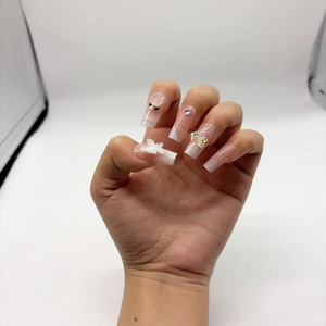 Elegante y Exquisito Set de <span class=keywords><strong>Uñas</strong></span> de <span class=keywords><strong>Gel</strong></span> Suave Francés (144 Piezas) con Varios Estilos de <span class=keywords><strong>Uñas</strong></span> Artificiales para Elegir y Combinar - Product Image 4