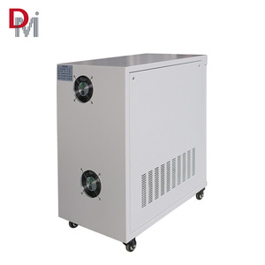 Regulador Automático de Voltaje DPI de 15 kVA Trifásico con Pantalla LCD para Centro de Datos - Product Image 5