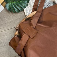 Tas Bahu Travel Kulit PU Tahan Air Kapasitas Besar Tas Selempang Fashion Warna Campuran untuk Berkemah Mendaki Gunung Aktivitas Luar Ruangan