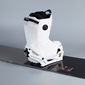 Ensemble de snowboard X-VITX avec fixations et bottes blanches, système Step-on X-VITX, doublure 3D EVA tout-en-un, 1 modèle thermoformable - Product Image 6