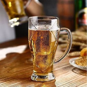 Verre à bière transparent minimaliste de 500 ml, compatible lave-vaisselle, avec design de football personnalisé, mug à bière tendance pour la maison, le bar, le pub, les fêtes - Product Image 6