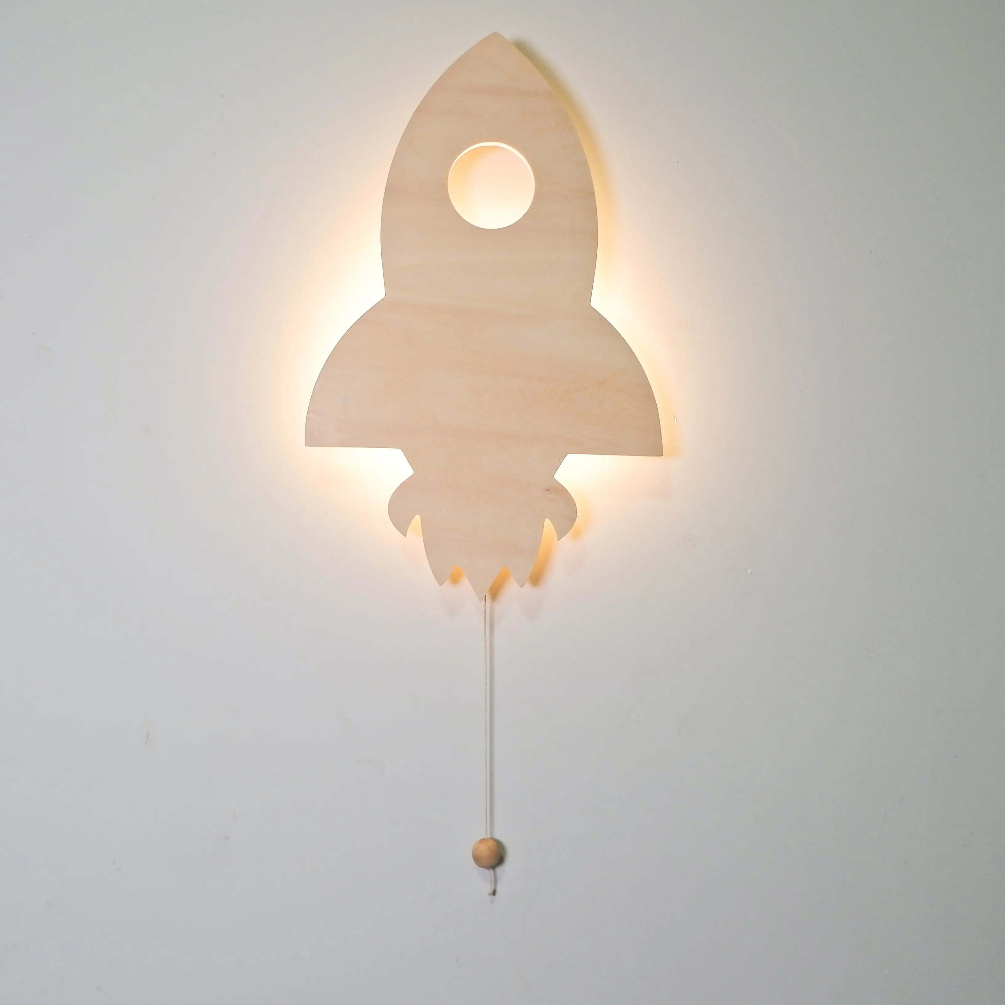 로켓 나무 보육 벽 빛 고품질 장식 벽 램프 아이 나무 구슬 당겨 코드 AA 배터리 전원 밤 빛