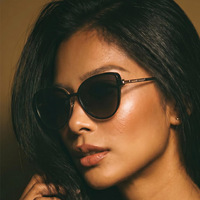 Monture de lunettes de soleil classiques rétro en métal rose pour femmes aux visages en forme de losange