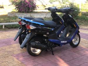 <span class=keywords><strong>Scooter</strong></span> Yamaha Jog <span class=keywords><strong>100cc</strong></span> Usato Originale per Uomini e Donne, Motocicletta a Benzina con Velocità Massima >80km/h per Pendolarismo, Prodotto in Cina - Product Image 4