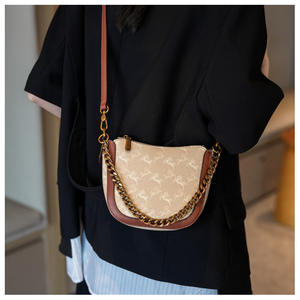 Sac seau tendance pour femme 2025 – Nouveau style élégant et polyvalent, sac à bandoulière décontracté pour femme - Product Image 6