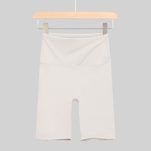 Shorts de sport personnalisés sexy à torsion avant, leggings de gym rose vif, ensemble de yoga pour femmes avec taille élastique et logo - Product Image 6