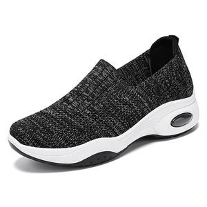 Zapatillas de deporte transpirables ligeras para mujer, calzado para caminar informal cómodo y sin cordones, resistente a las manchas, novedad - Product Image 4