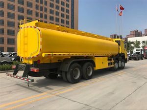 Citerne d'occasion de 30 000 litres à 4 compartiments, cabine HW 76, en acier <span class=keywords><strong>au</strong></span> carbone Q235, vente chaude, <span class=keywords><strong>prix</strong></span> usine Chine, pour transport d'huile/essence/diesel - Product Image 5