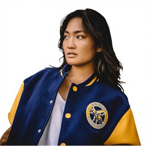 Veste universitaire en toile personnalisée OEM avec broderie lourde et lettrage en chenille, imperméable, coupe-vent et respirante - Product Image 1