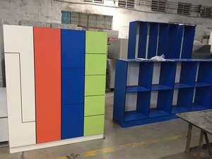 Casillero Fenólico Z Line de 12 mm, Compacto, HPL, para Escuela, Perfil de Aluminio, Casillero Fenólico para Gimnasio, Casillero para Vestidores - Product Image 3