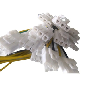 Conector DC Personalizado QUANWEI de 2 pinos, 3 pinos e 5 pinos para Conexões Internas de Máquinas - Product Image 1