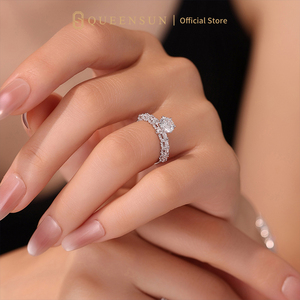 <span class=keywords><strong>Bague</strong></span> de fiançailles en diamant de laboratoire 18 carats, solitaire classique 6 griffes, avec pierres latérales graduées et demi-éternité - Product Image 4