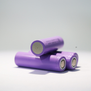 Batterie cylindrique Li-ion rechargeable personnalisée de qualité supérieure 3,7 V 2200 mAh pour outils électriques, vélos électriques et stockage d'énergie - Product Image 4