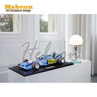 Sculpture d'ange grandeur nature personnalisée pour voiture de Formule 1, en résine de fibre de verre électroplaquée, décoration artistique réaliste pour intérieur